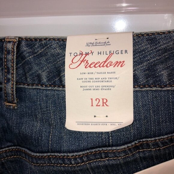 New Tommy Hilfiger Freedom Womens Size 12 Blue Low Rise Boot Cut Leg Denim Jeans - Picture 8 of 14